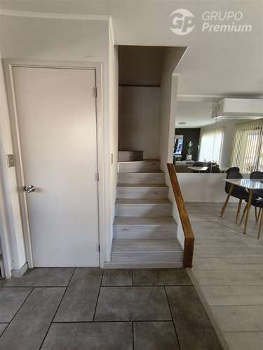 Casa en venta en Condominio Laderas de Curamonte Norte 301.