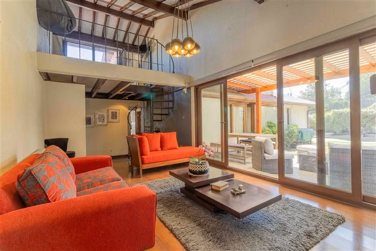 Venta de casa en La Reina Alta 4 dormitorios 3 baños