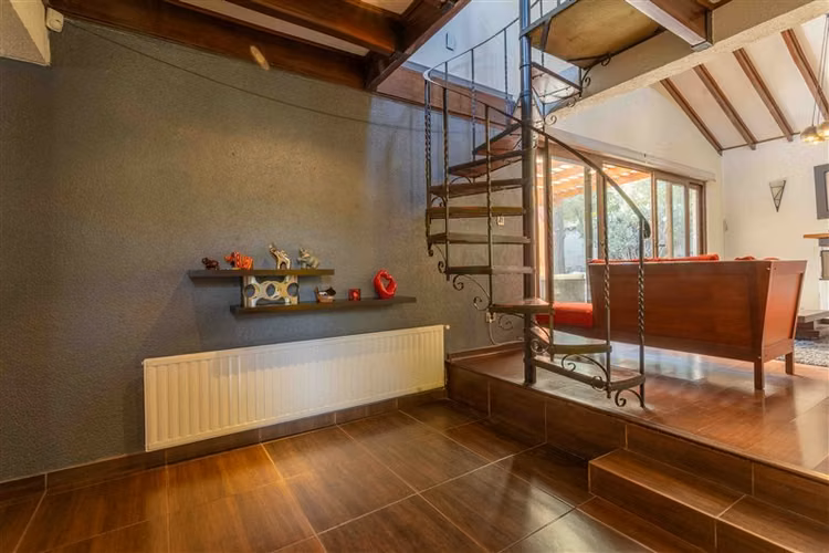 Venta de casa en La Reina Alta 4 dormitorios 3 baños