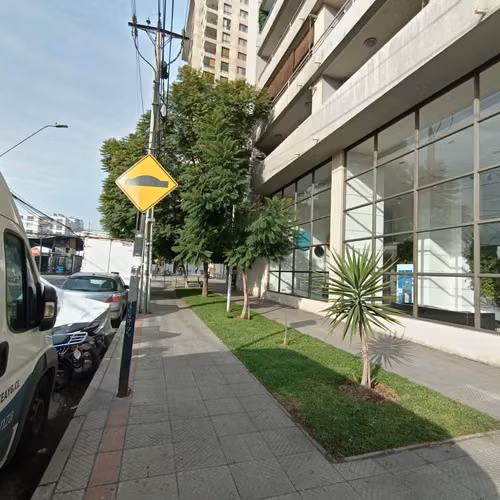 EXCELENTE DEPARTAMENTO EN SANTIAGO: A PASOS DEL METRO. Conectividad y confort en un solo lugar. ¡No te lo pierdas!