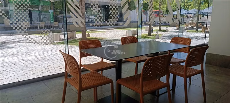 Local Comercial en arriendo en Lo Barnechea