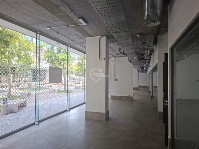 Local Comercial en arriendo en Lo Barnechea