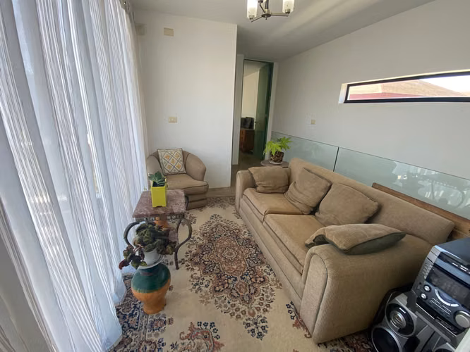 SE VENDE GRAN CASA EN LOMAS SAN SEBASTIAN