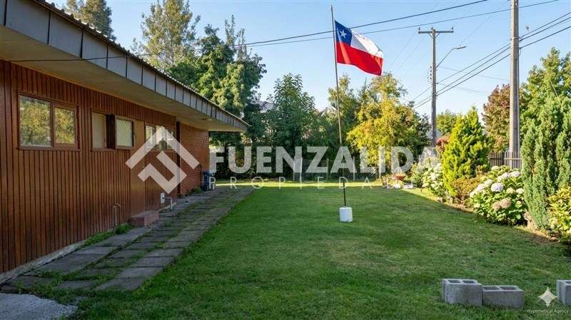 Casa en venta de 5 dorm. 3 baños en condominio en Colbún