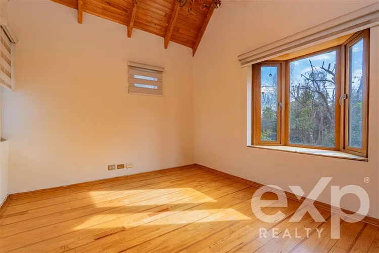 Casa premium en Lo Cañas con 1.300 m de terreno y piscina - Imagen 18