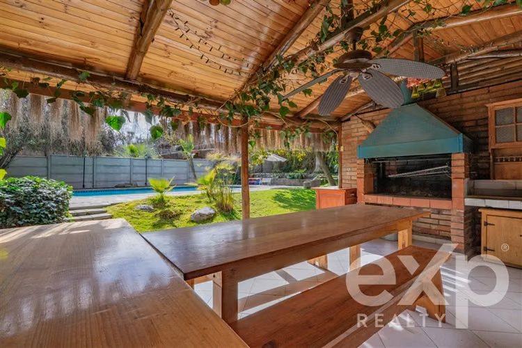 Casa premium en Lo Cañas con 1.300 m de terreno y piscina - Imagen 28