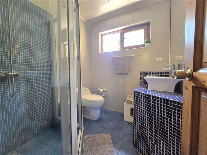 Casa en venta en Chicureo Santa Ester con piscina y quincho