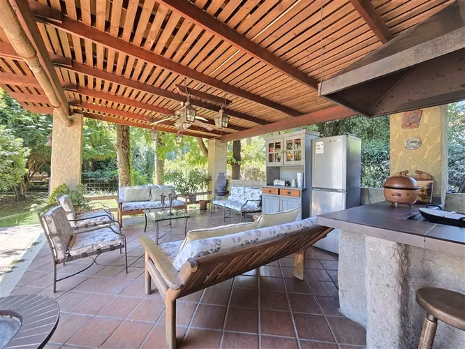 Casa en venta en Chicureo Santa Ester con piscina y quincho