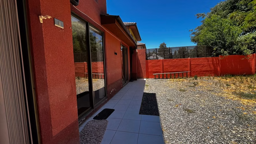 EN VENTA CASA EN ISLA DE MAIPO SECTOR VALLE LA RESERVA 3D, 3B, 2E