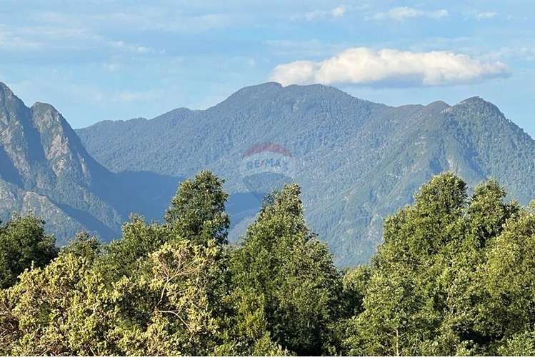 Venta de parcela en pucón. vista al lago.