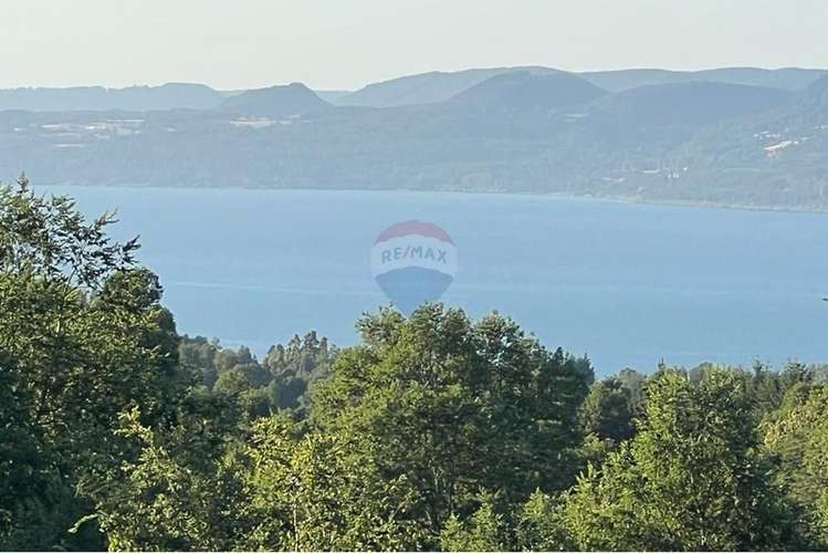 Venta de parcela en pucón. vista al lago.