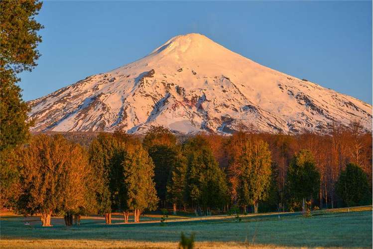 Pucon se vende parcelas de lujo en candelaria.