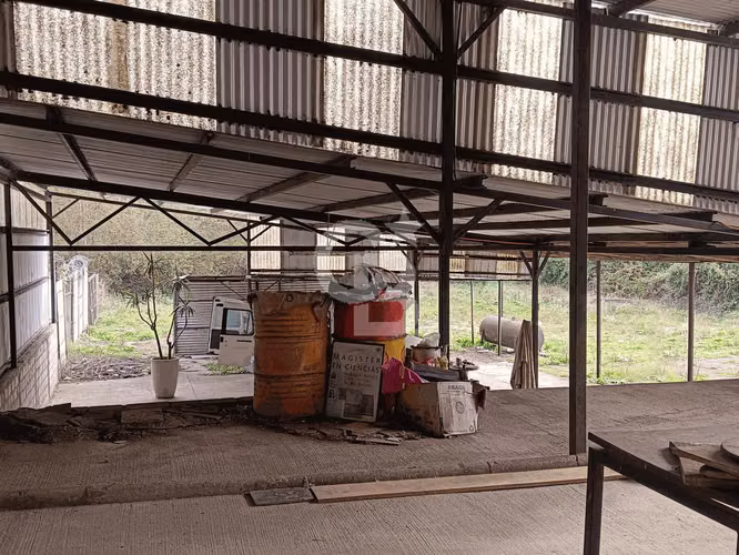 Oportunidad de inversión casa central amplio patio