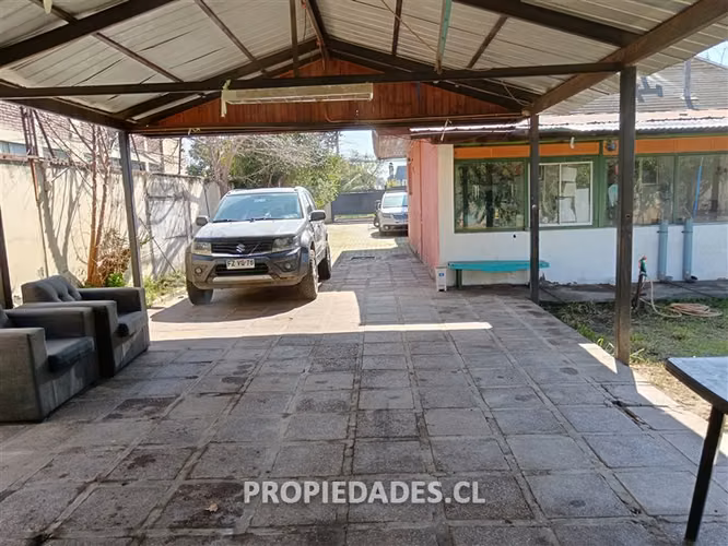Casa en venta de 4 dorm. en Maipú / Terreno 1.168 mt2