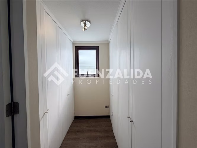 Casa en venta de 4 dorm. en La Reserva