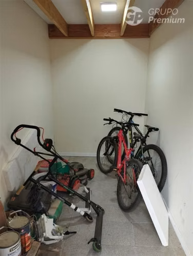 Casa en venta de 4 dorm. en Curicó
