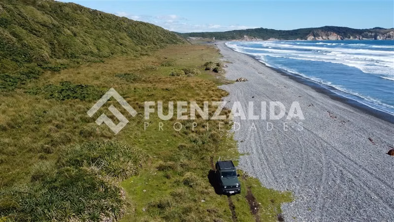 Sitio orilla playa en Castro