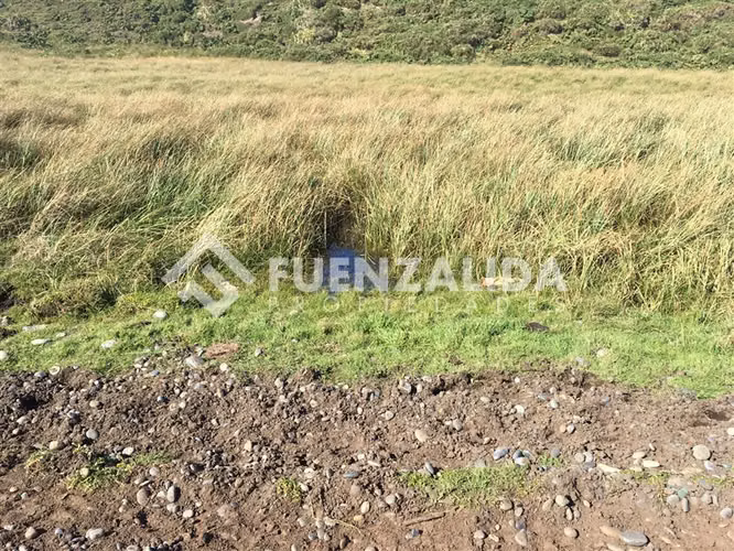 Sitio orilla playa en Castro