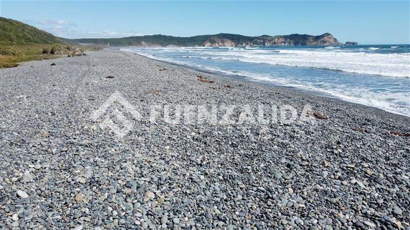 Sitio orilla playa en Castro - Imagen 11