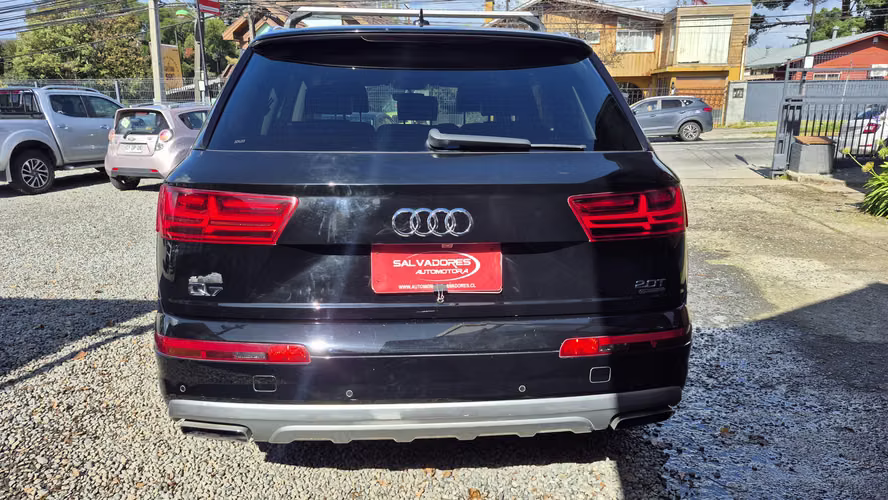 AUDI Q7 2016