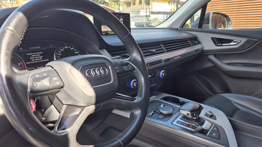 AUDI Q7 2016