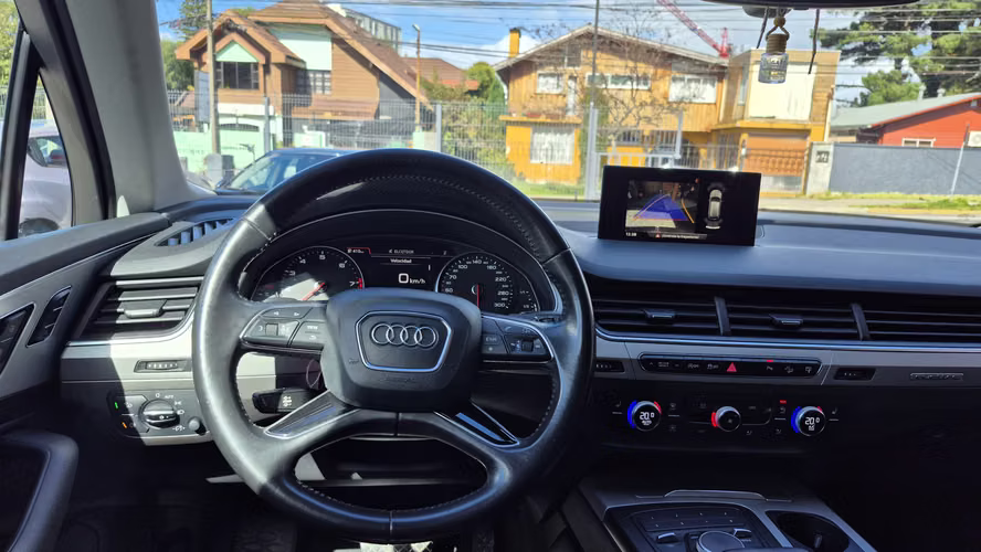 AUDI Q7 2016