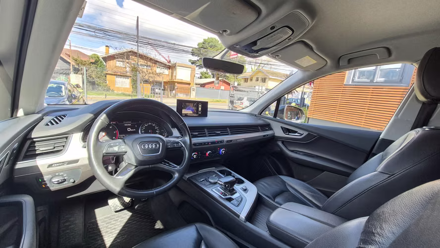 AUDI Q7 2016