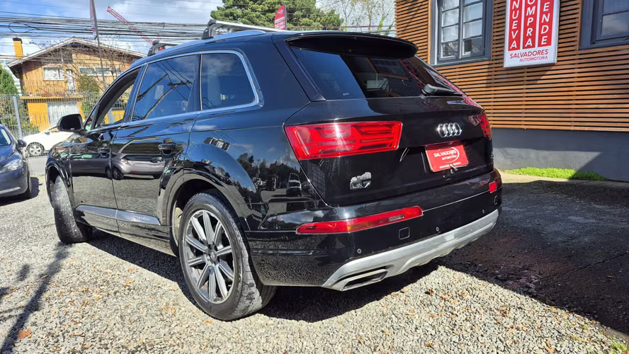AUDI Q7 2016