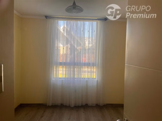 Departamento en arriendo de 2 d Cantos del valle 1922
