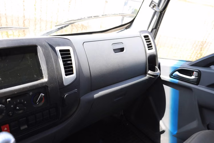 CAMION SINOTRUK HOMAN AÑO 2021 UNICO DUEÑO CARROCERIA CERRADA 4000KG