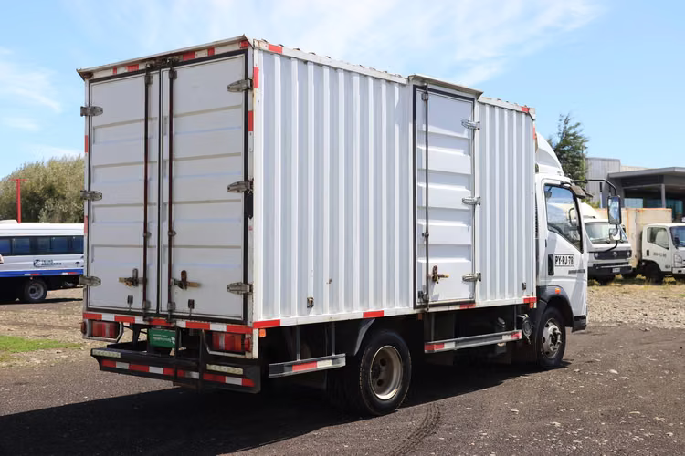 CAMION SINOTRUK HOMAN AÑO 2021 UNICO DUEÑO CARROCERIA CERRADA 4000KG
