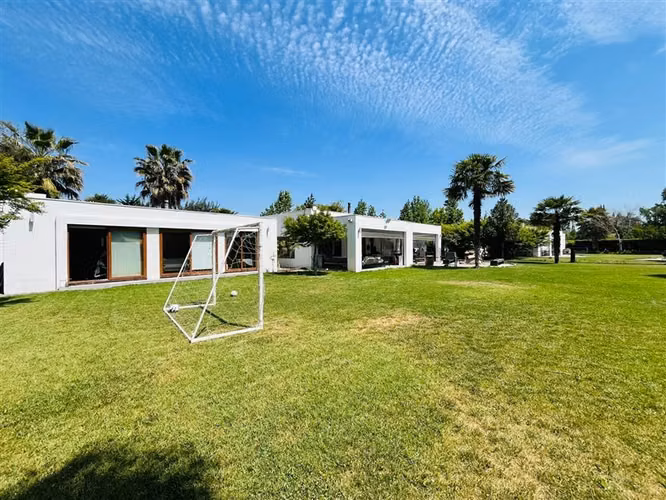 Se Vende, 2 casas en 1 terreno, 5000 mts2 Chicureo.