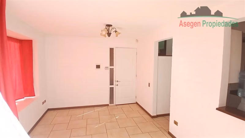 CASA Casa en arriendo en Portal Del Palomar