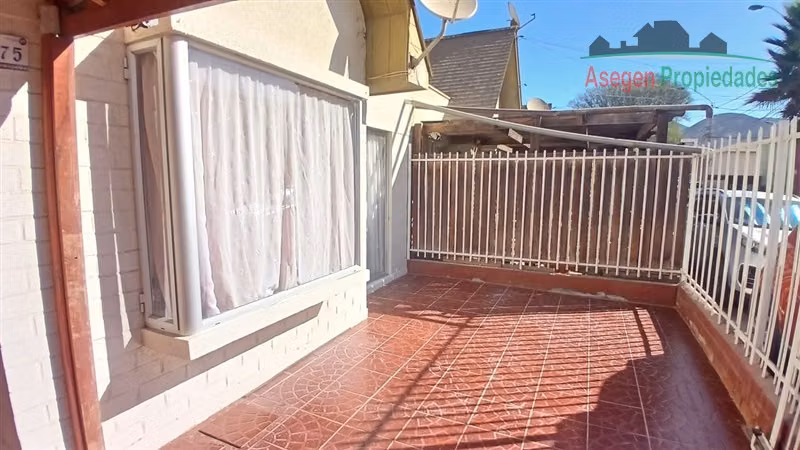 CASA Casa en arriendo en Portal Del Palomar