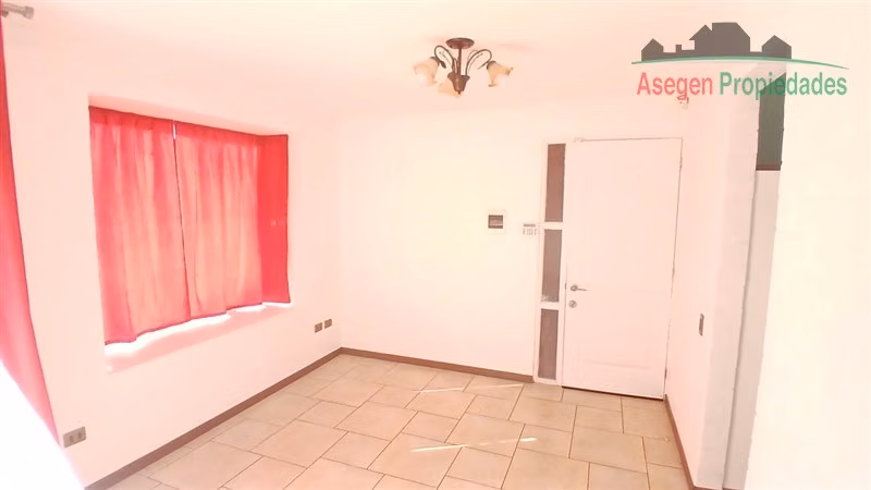 CASA Casa en arriendo en Portal Del Palomar