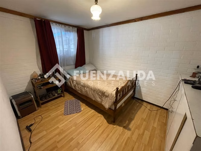 Casa en venta de 2 dorm. en Maipú