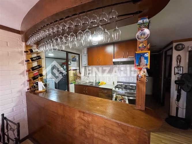 Casa en venta de 2 dorm. en Maipú