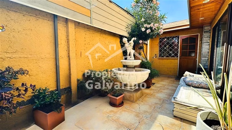 Casa en Venta en Quilicura 3 Suites Amoblada Quincho