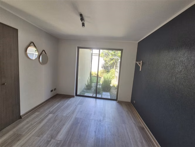 Casa Nueva en venta de 3 dorm. 3 baños en Los Angeles - Imagen 11