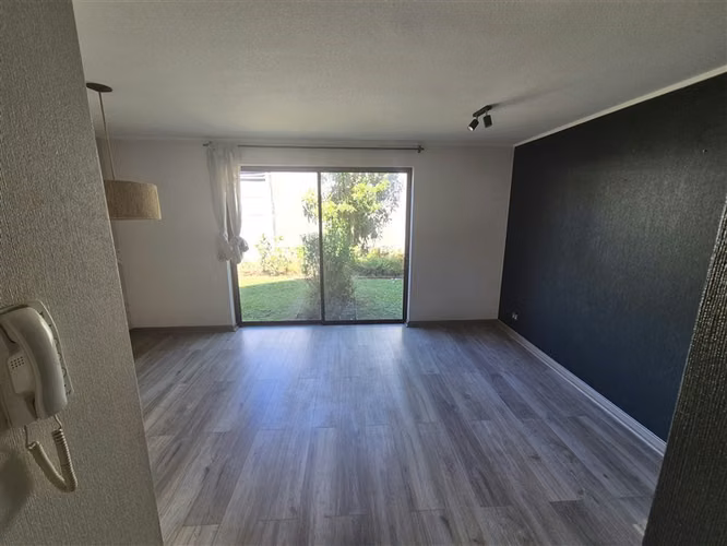 Casa Nueva en venta de 3 dorm. 3 baños en Los Angeles - Imagen 4