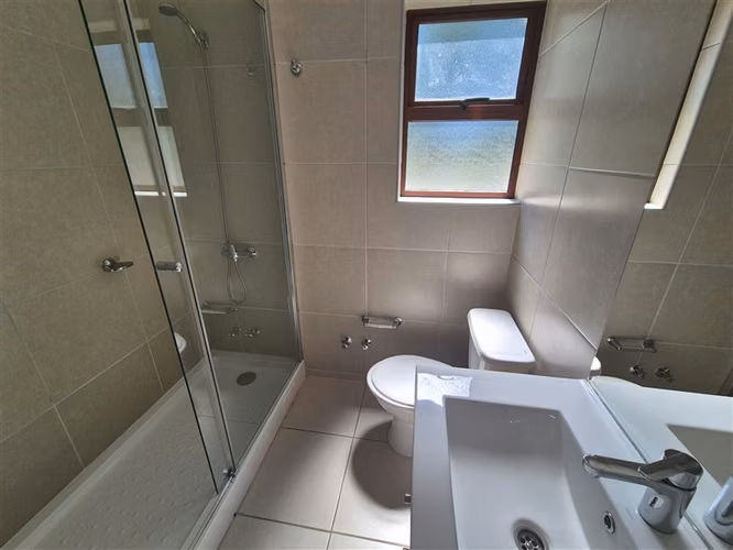 Casa Nueva en venta de 3 dorm. 3 baños en Los Angeles - Imagen 14