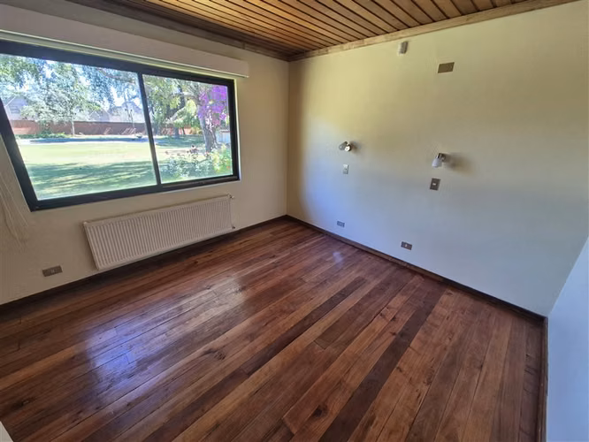 Parcela en arriendo dentro de Los Angeles