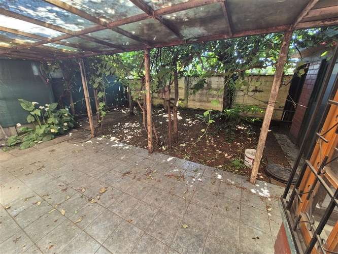 Casa en venta de 6 dorm. en Los Angeles