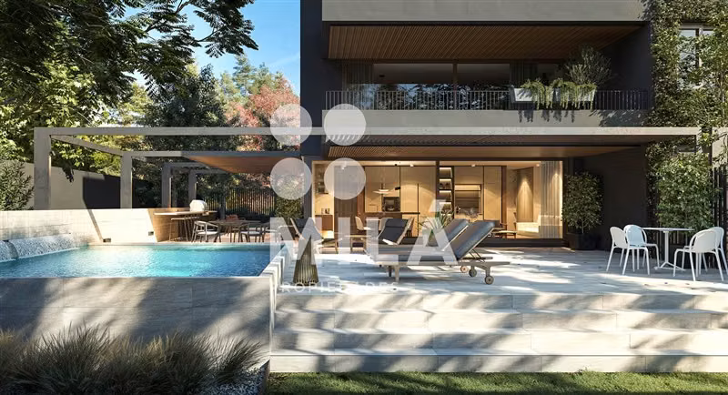 Un depto que no se repite. Jardín privado con piscina.