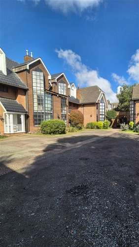 Townhouse en venta de 4 dorm. en Los Angeles