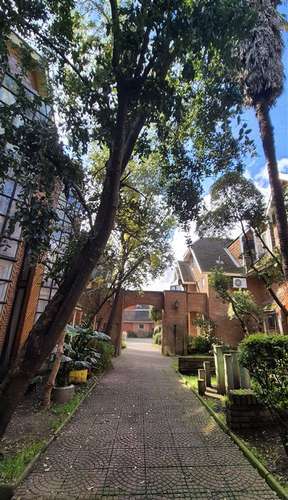 Townhouse en venta de 4 dorm. en Los Angeles