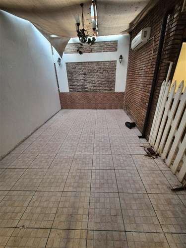 Townhouse en venta de 4 dorm. en Los Angeles