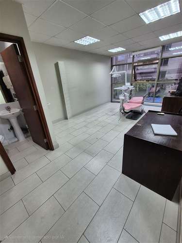 Amplia consulta en Centro Médico Puerto Mayor