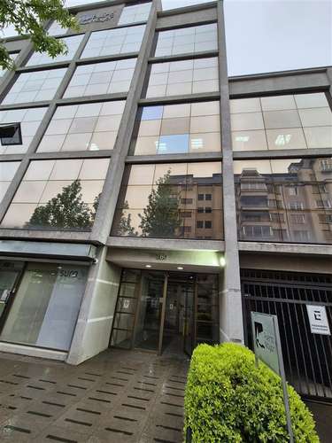 Amplia consulta en Centro Médico Puerto Mayor