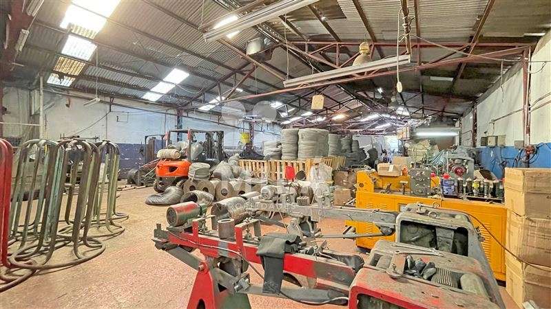 Industrial en venta en San Miguel zona Z-6 Mixto en Altura